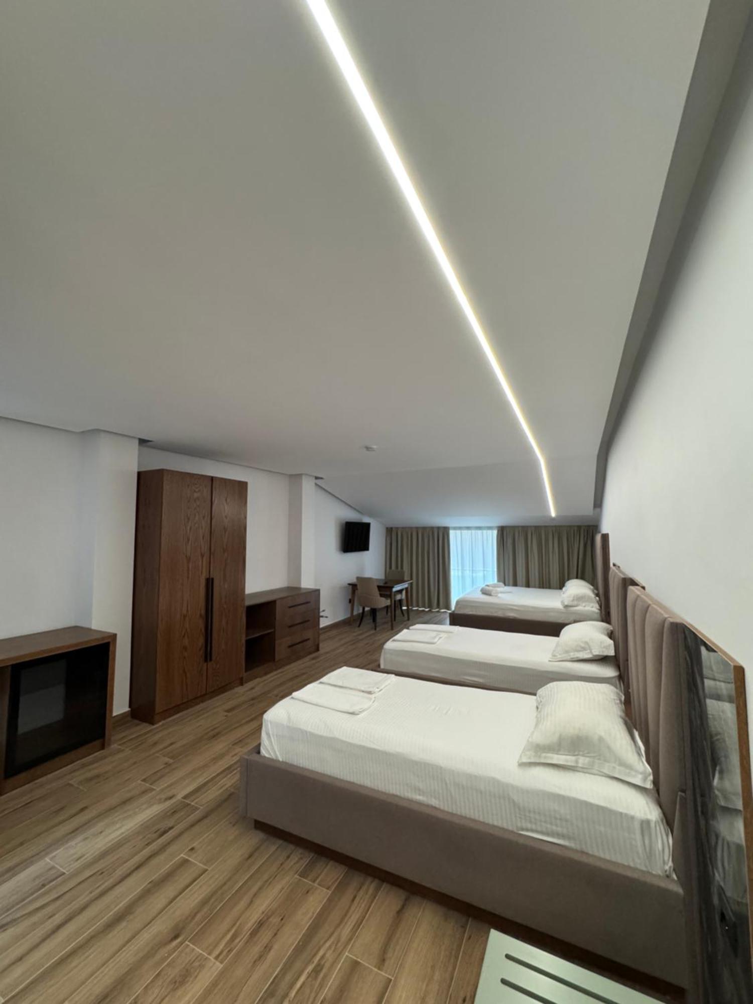 Hotel Fusha E Gjese Valbone Bagian luar foto