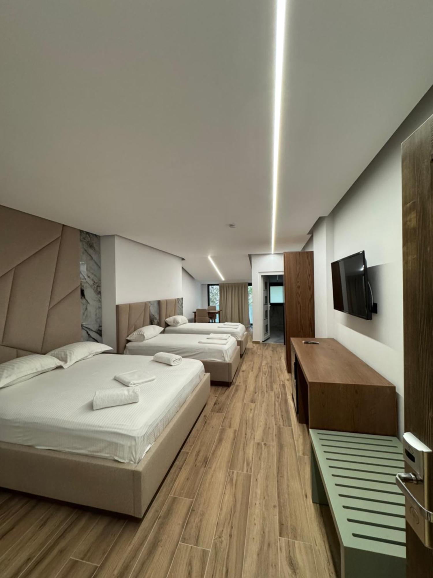 Hotel Fusha E Gjese Valbone Bagian luar foto