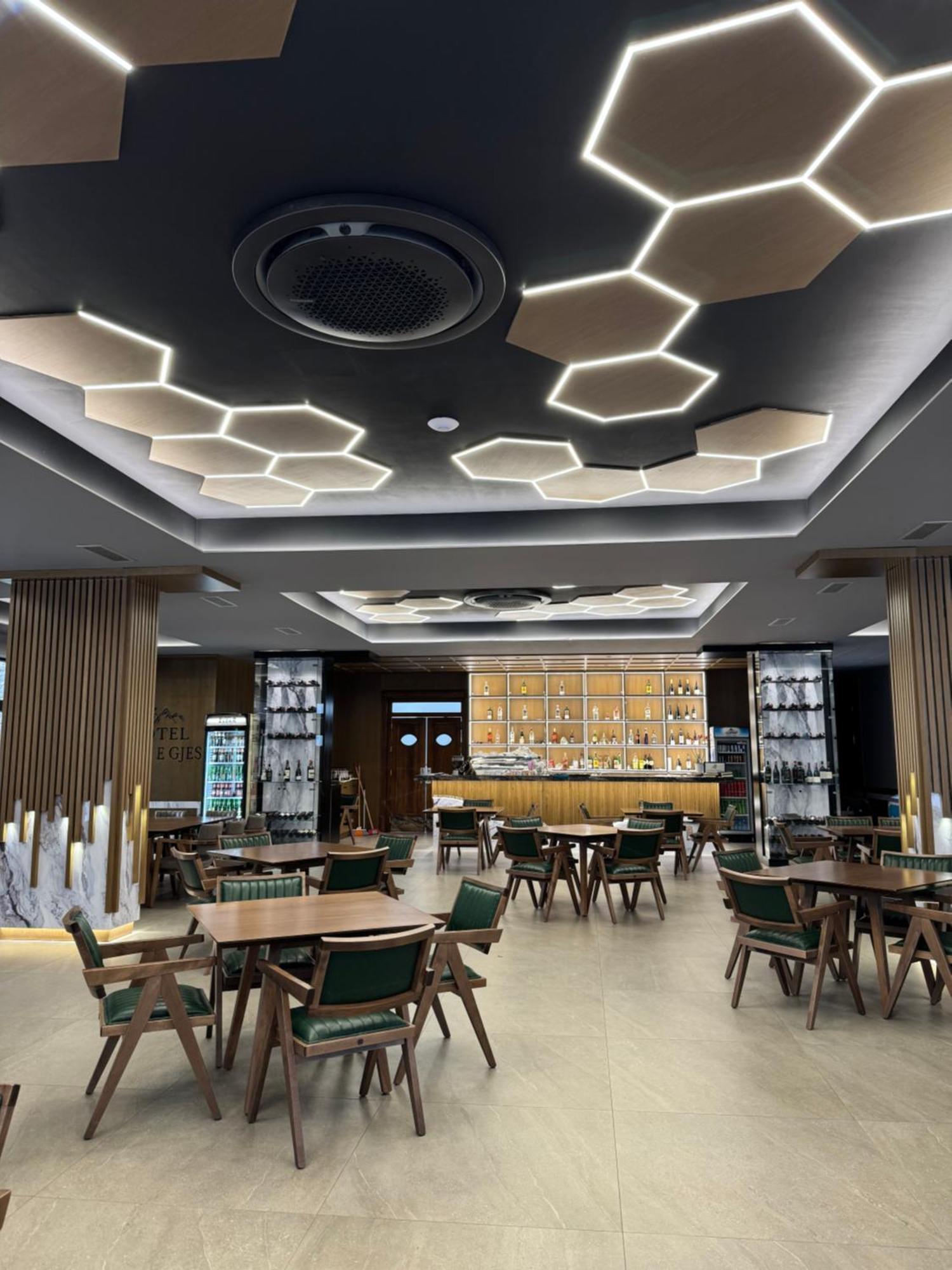 Hotel Fusha E Gjese Valbone Bagian luar foto