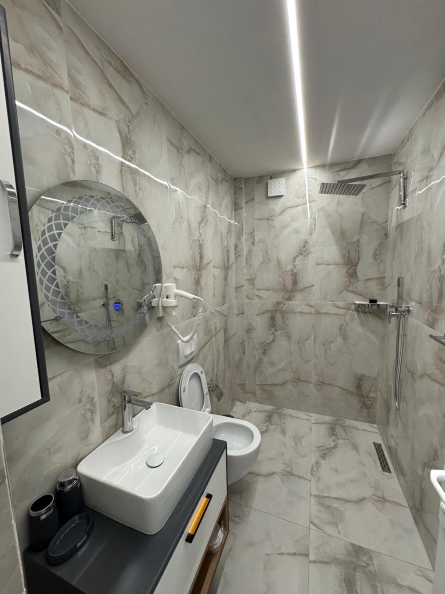 Hotel Fusha E Gjese Valbone Bagian luar foto