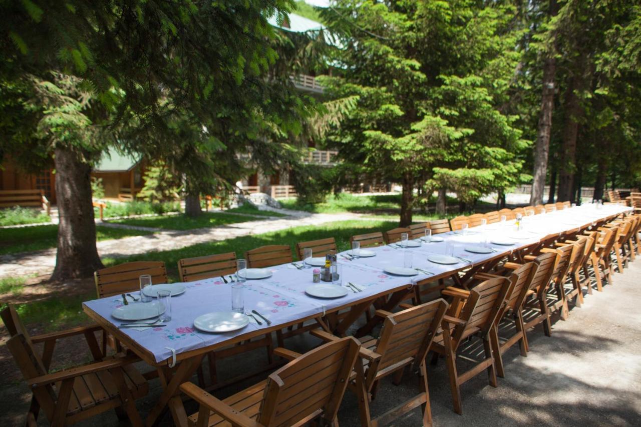 Hotel Fusha E Gjese Valbone Bagian luar foto