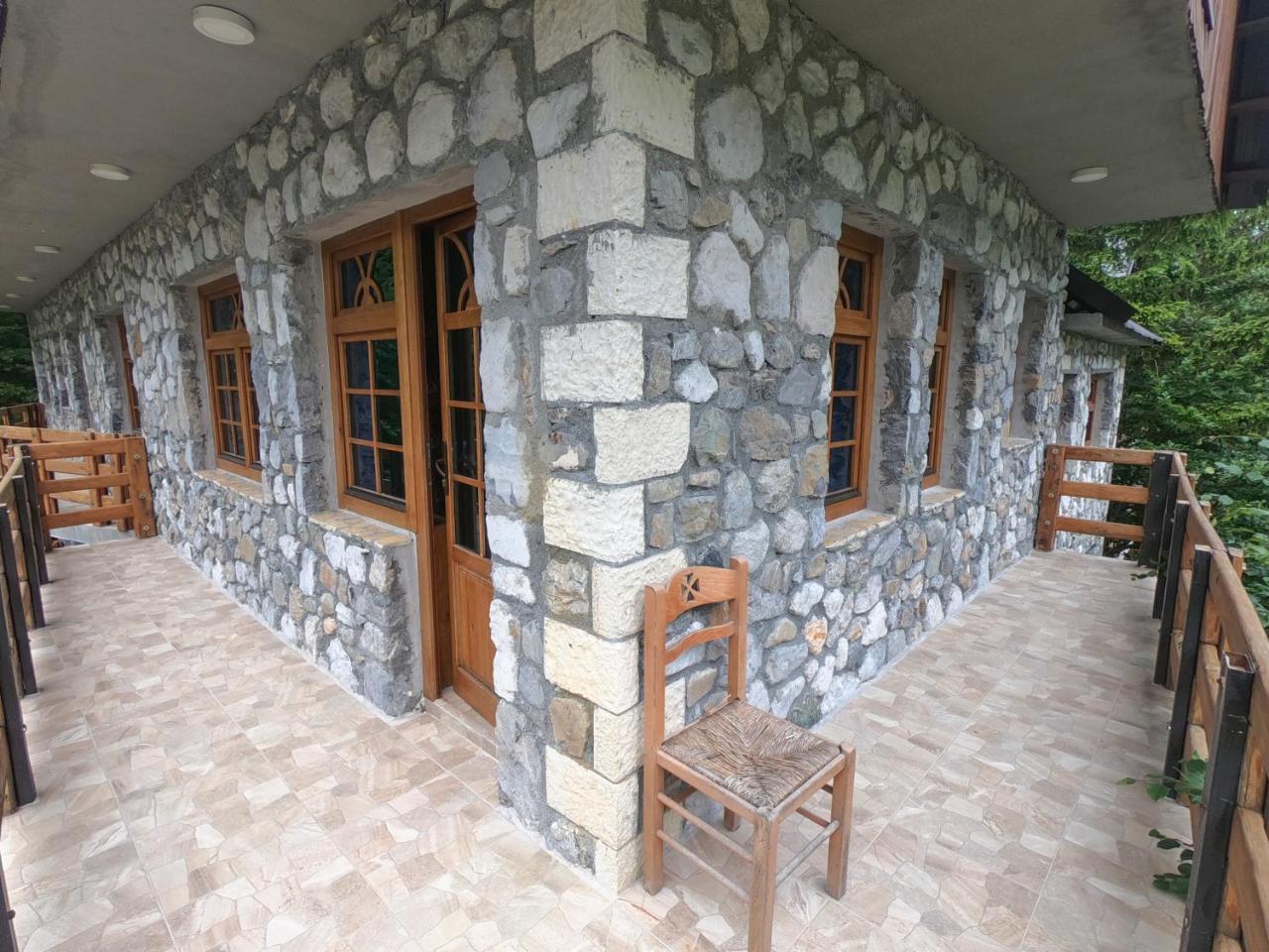 Hotel Fusha E Gjese Valbone Bagian luar foto