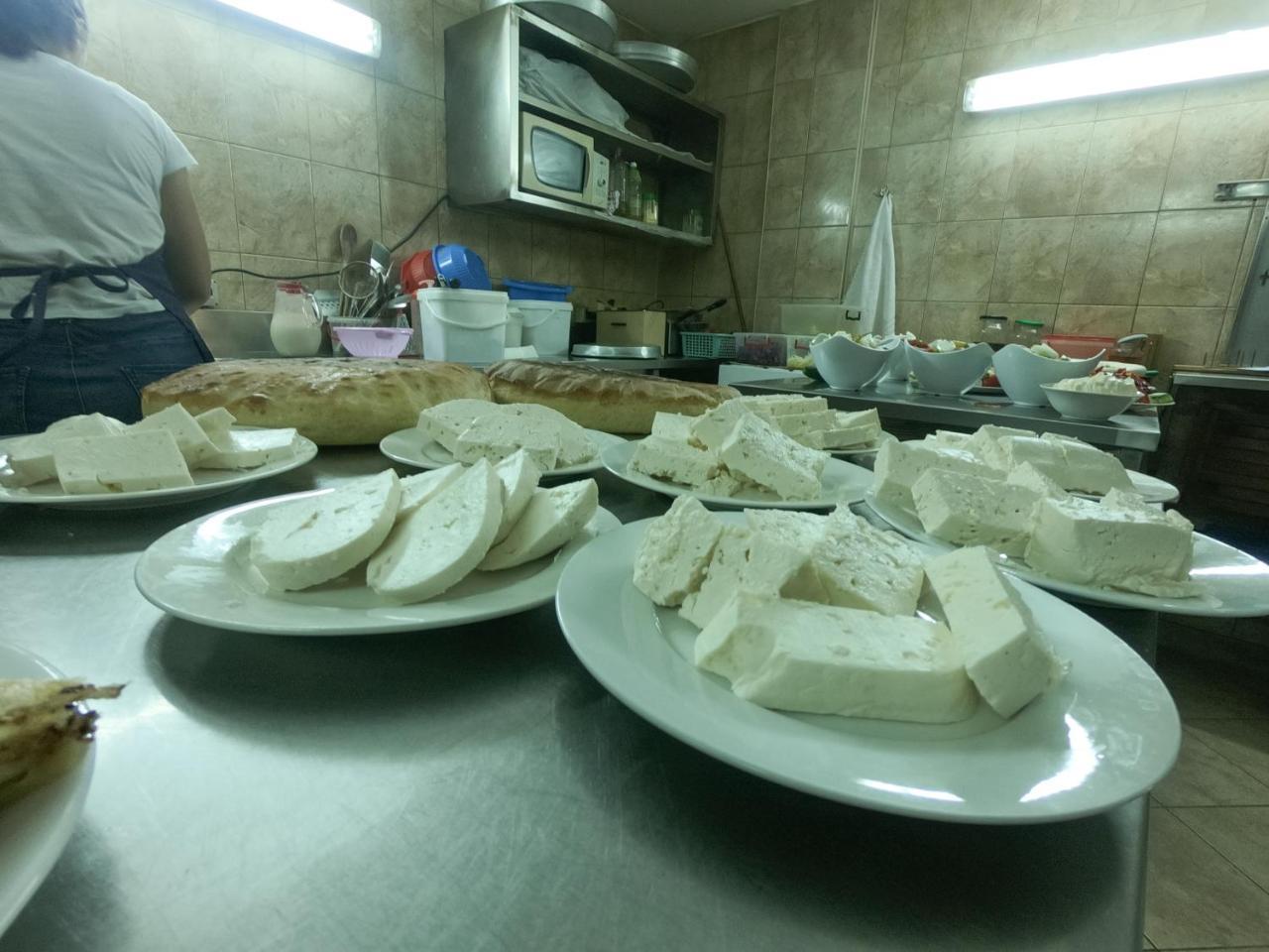 Hotel Fusha E Gjese Valbone Bagian luar foto